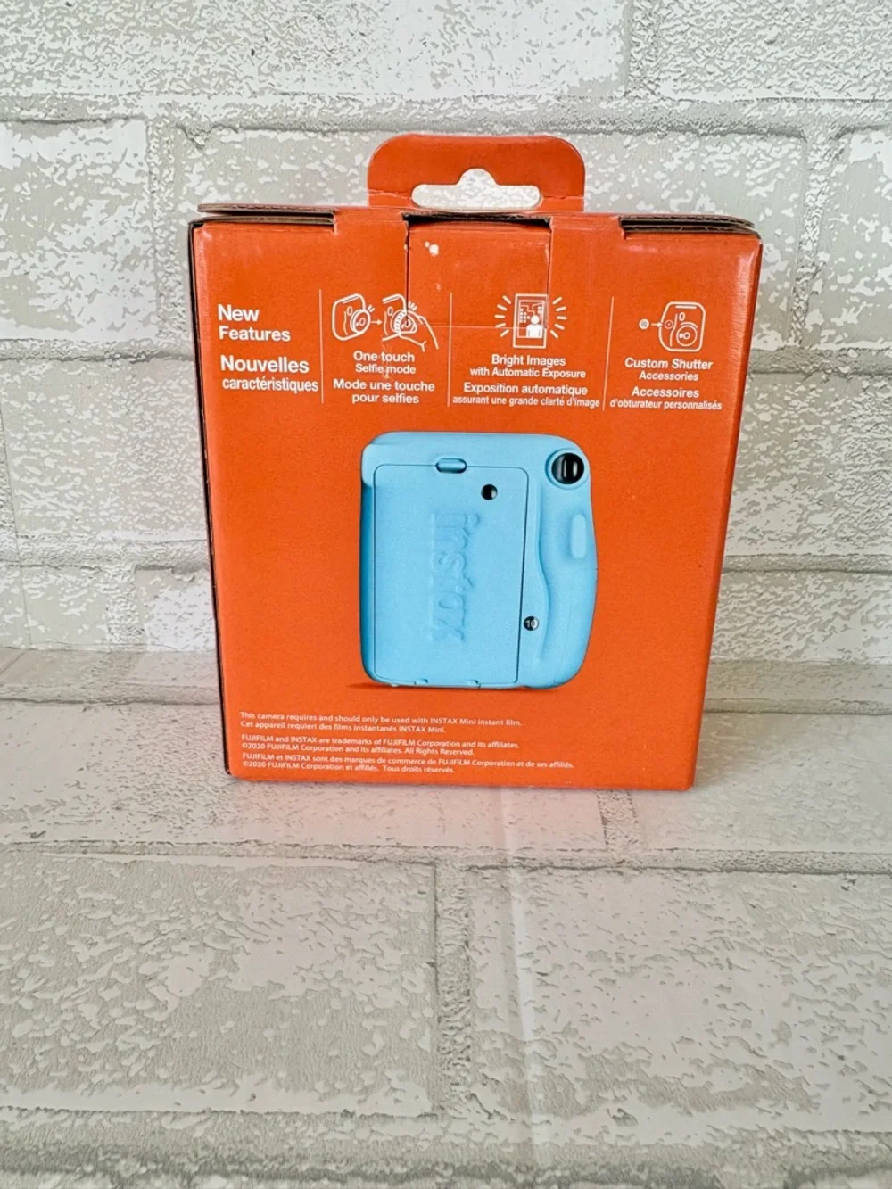 Fujifilm Instax Mini 11 Instant Camera in Sky Blue NEW IN BOX